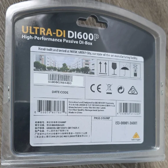 Behringer UMC204HD Audio Interface - Picture 4 of 11